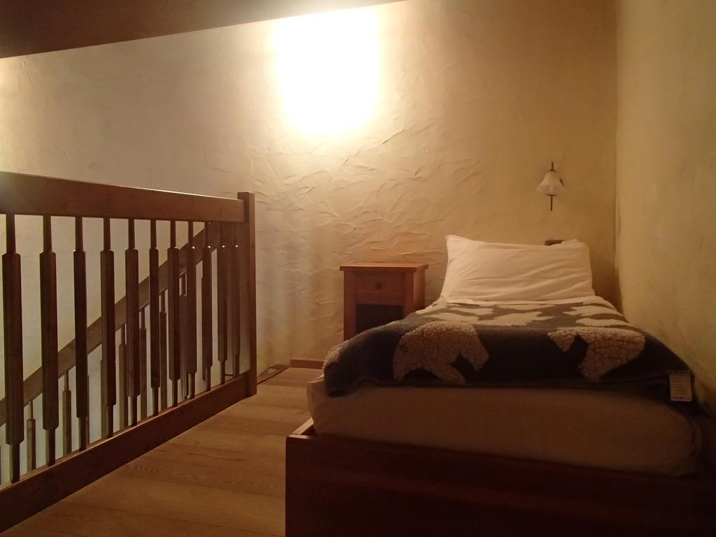 Le Rocher Hotel Champoluc Esterno foto